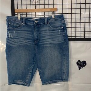 Denver Hayes Highrise Bermuda  Jean Shorts with stretch
